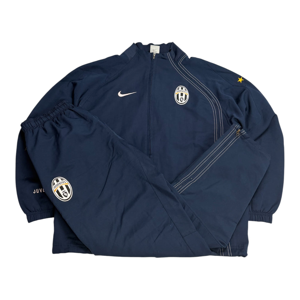 Nike Juventus Tracksuit 2004 (S)