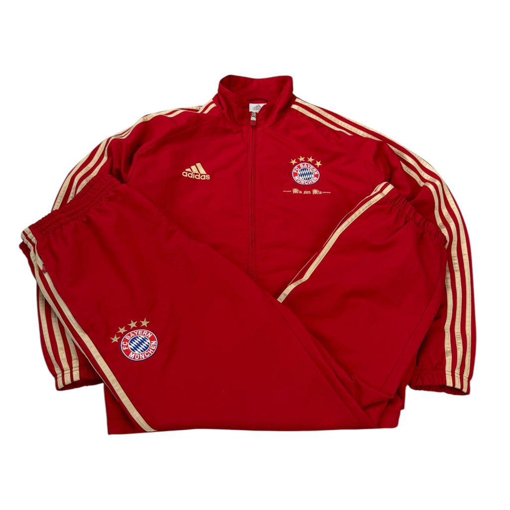 Adidas FC Bayern Tracksuit 2011 (L)