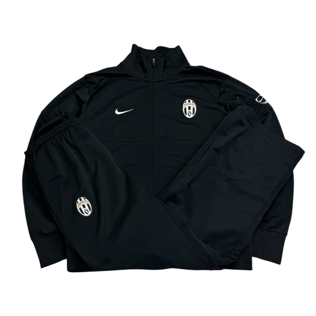 Nike Juventus Tracksuit 2009 (L)