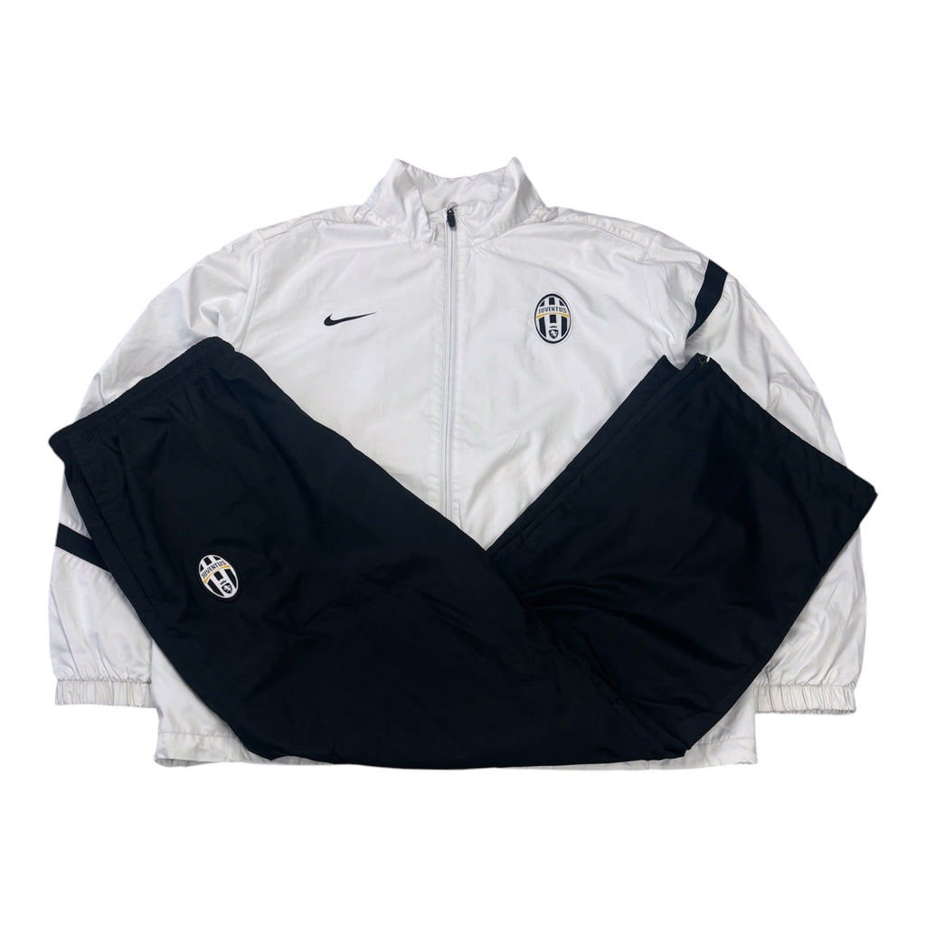 Nike Juventus Tracksuit 2011 (XL)
